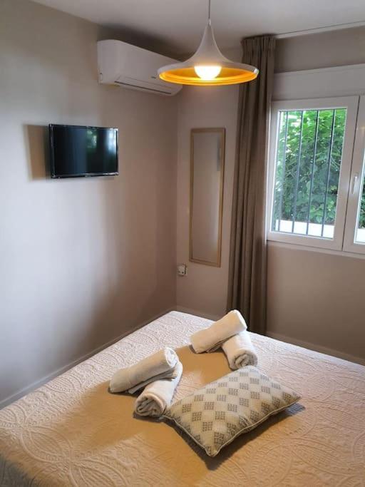 Front Mer - Sublime Appartement Moderne Et Confortable Эстепона Экстерьер фото